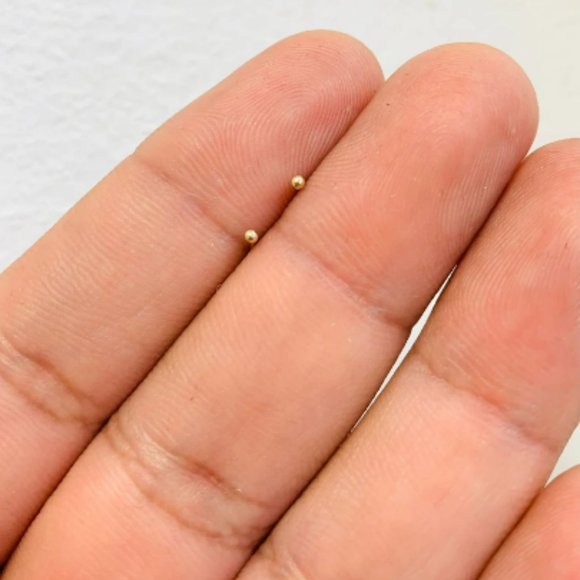 10K Yellow Gold Nose Ring 1.5mm / Ball Nose Ring for Womens - Picture 6 of 6